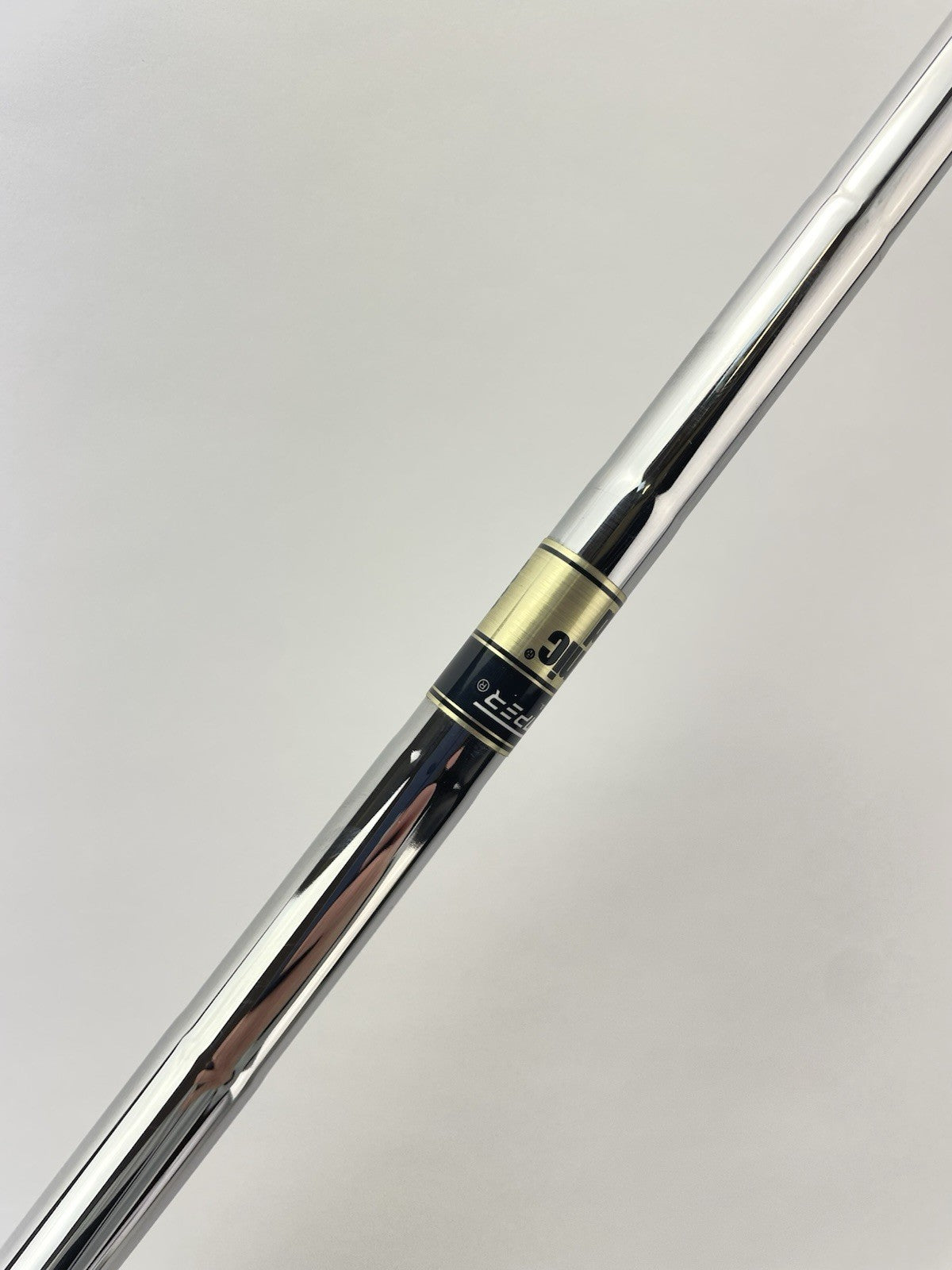Dynamic Gold S300 Iron Shaft Stiff Flex Steel 36.25” /0.355 Tapered /287185