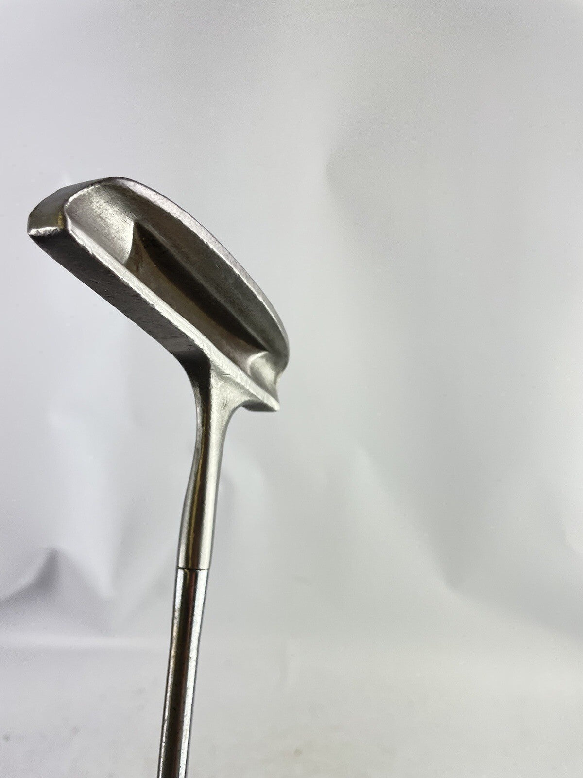 Bronty Golf Blade Putter 35.5" Heel Shafted /Right Handed /New Grip /82138