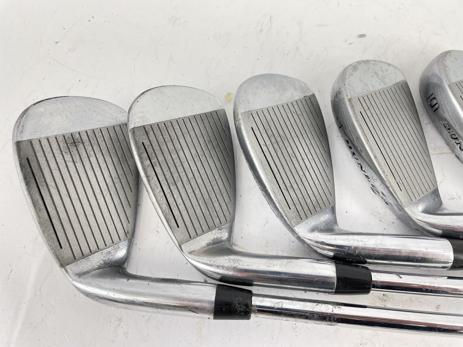 Dunlop Golf DDH Irons 6-PW Regular Flex Steel /Right Handed /41093