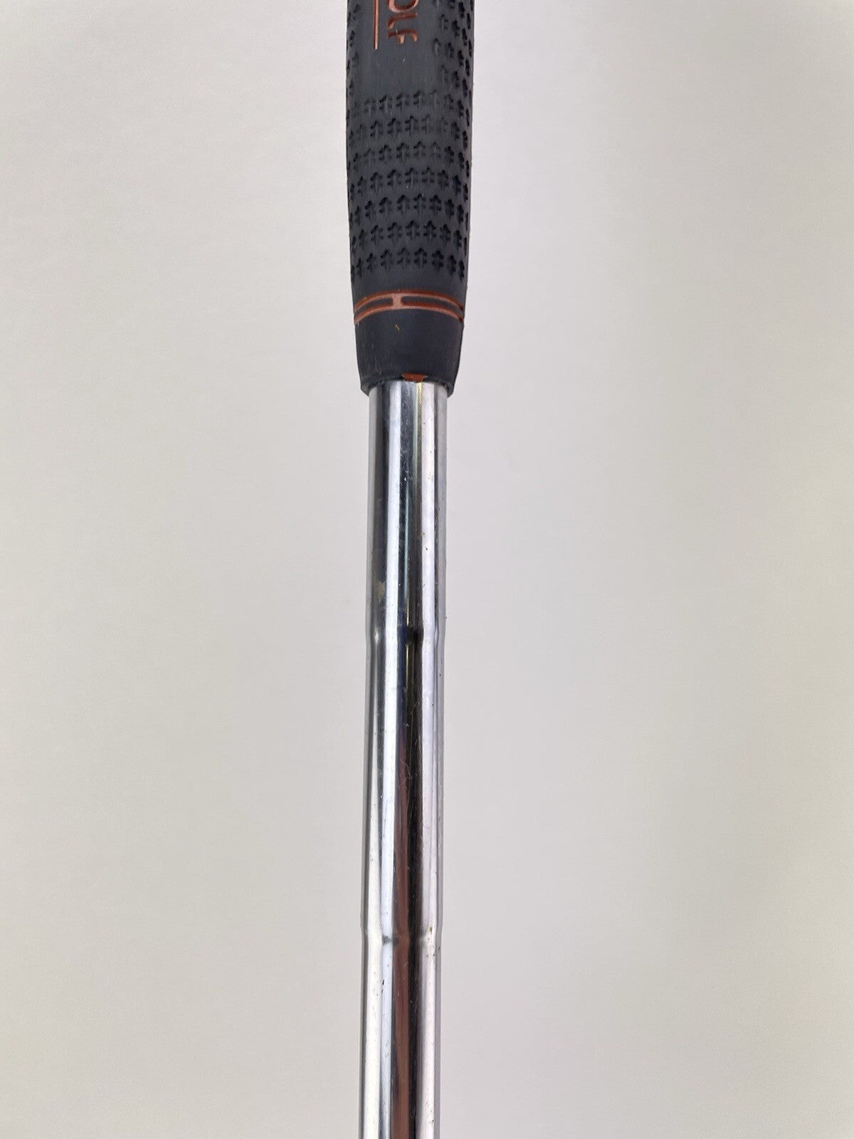 Acushnet Bulls Eye Putter Brass 34” Right Handed /Offset /New Grip /1654115