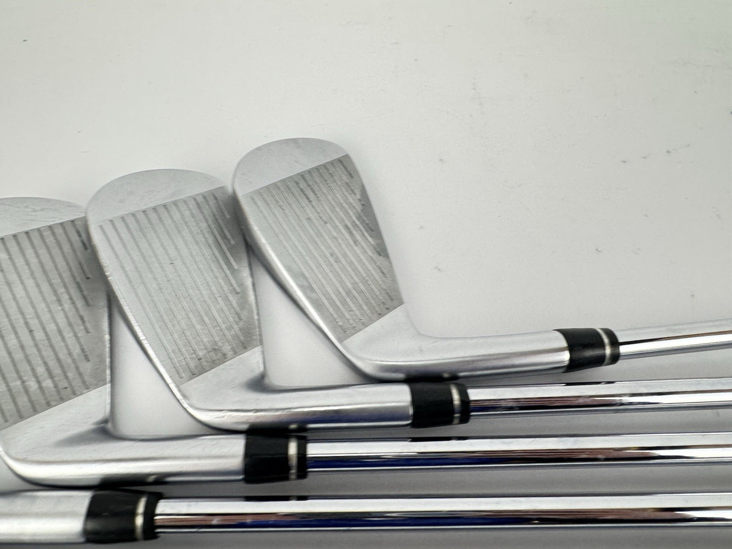 Orka RS5 Irons 4-PW Regular Flex Steel /Right Handed /New Grips /3176610