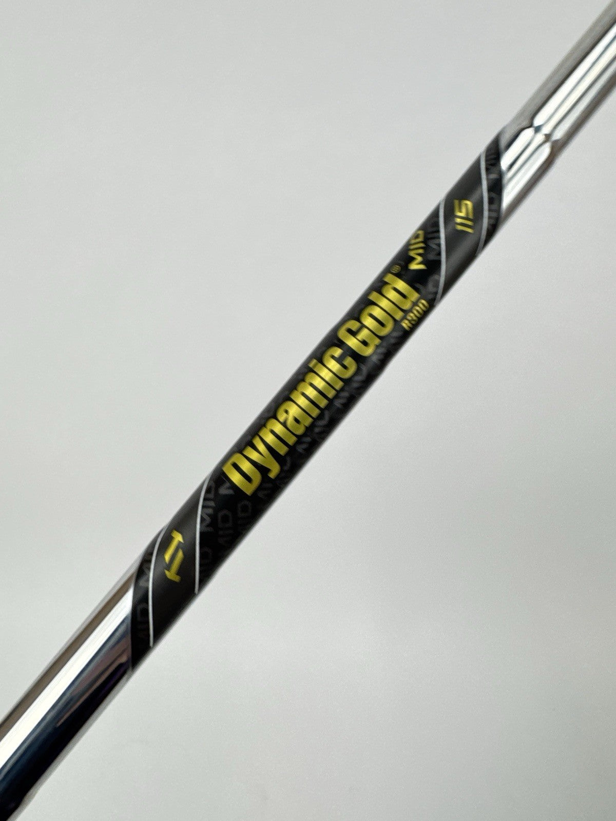 Dynamic Gold 115 Iron Shaft Mid R300 Regular Steel / 35” /0.355 Tapered /336563