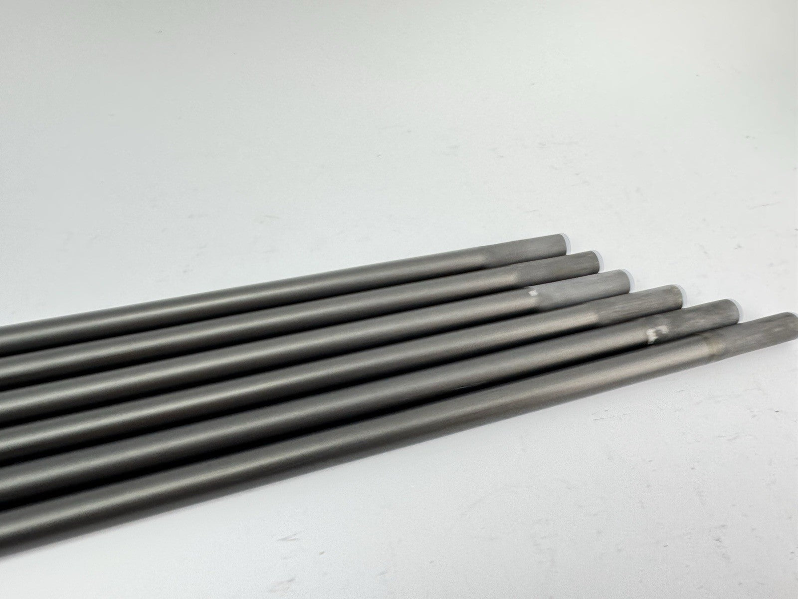 UST Recoil Iron Shaft Set (6) 760 ES F3 Regular Graphite 0.355 Tapered /285536