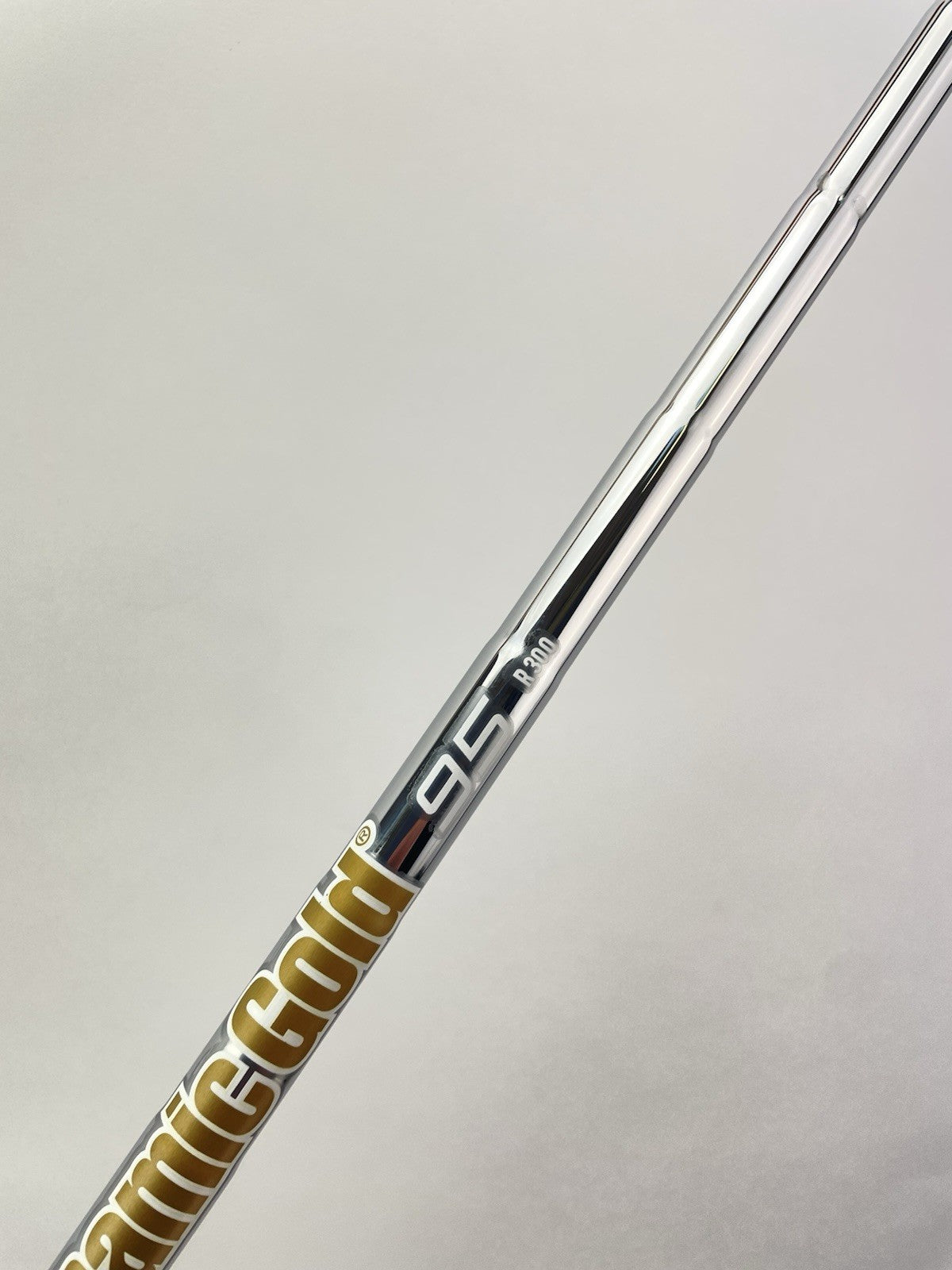 Dynamic Gold 95 Iron Shaft Regular Flex Steel 35.75” /0.355 Tapered /297455