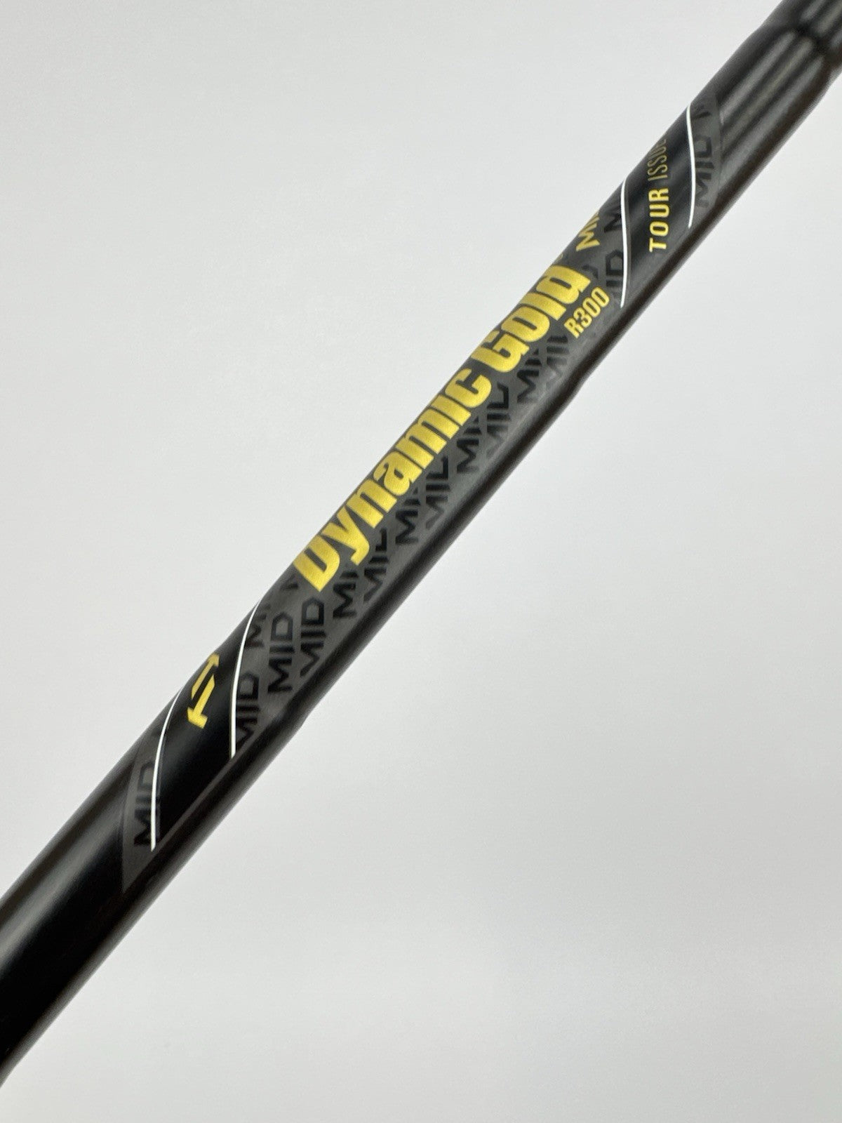 Dynamic Gold Tour Issue Iron Shaft Mid R300 Regular Steel Blackout 35.5” /327464