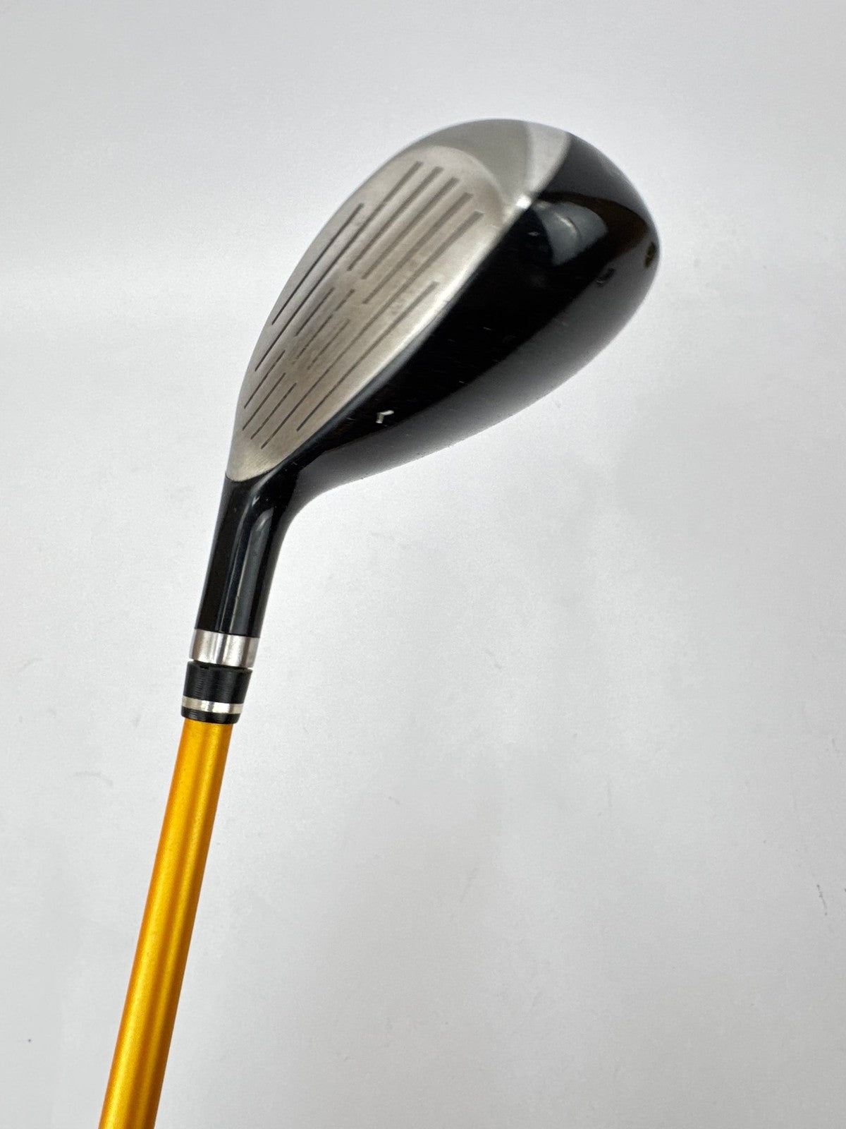 Wilson Staff DH6 3 Hybrid 19 Degree Graphite UST Proforce V2 Stiff Flex //365395