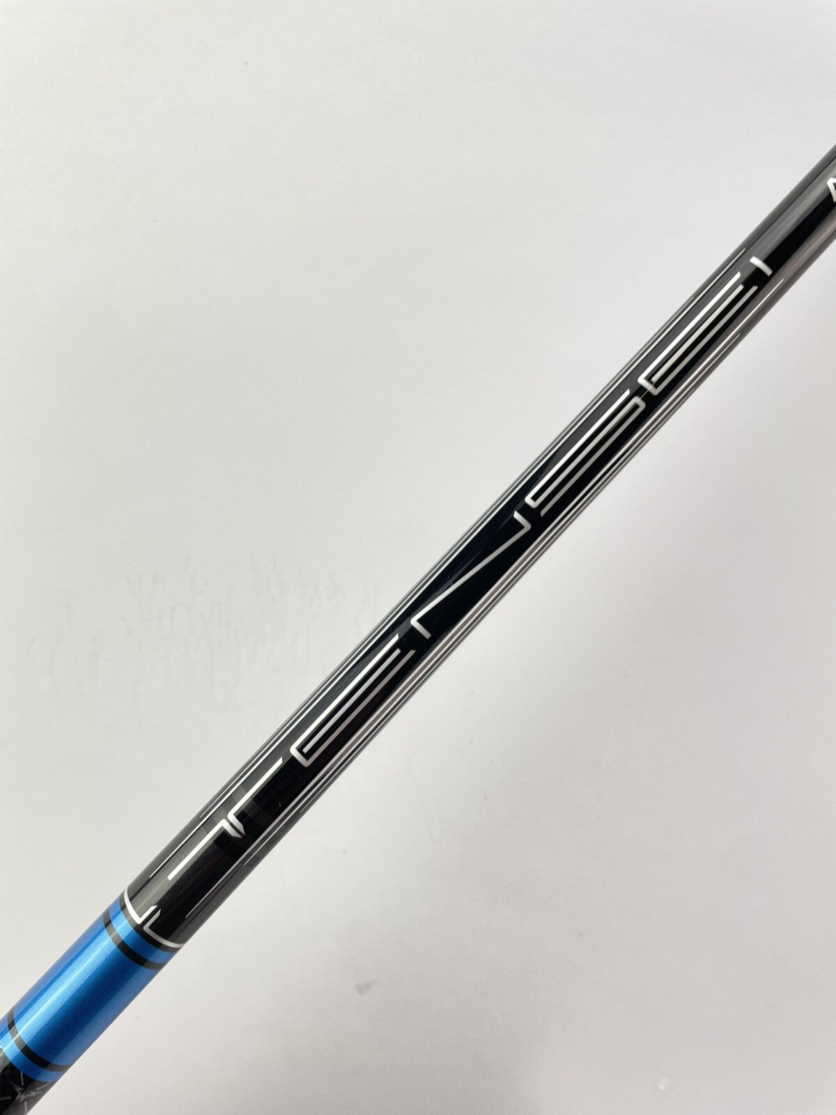 Tensei Blue Iron Shaft AV Series 75 Stiff Graphite 35" /0.370 Parallel /211892