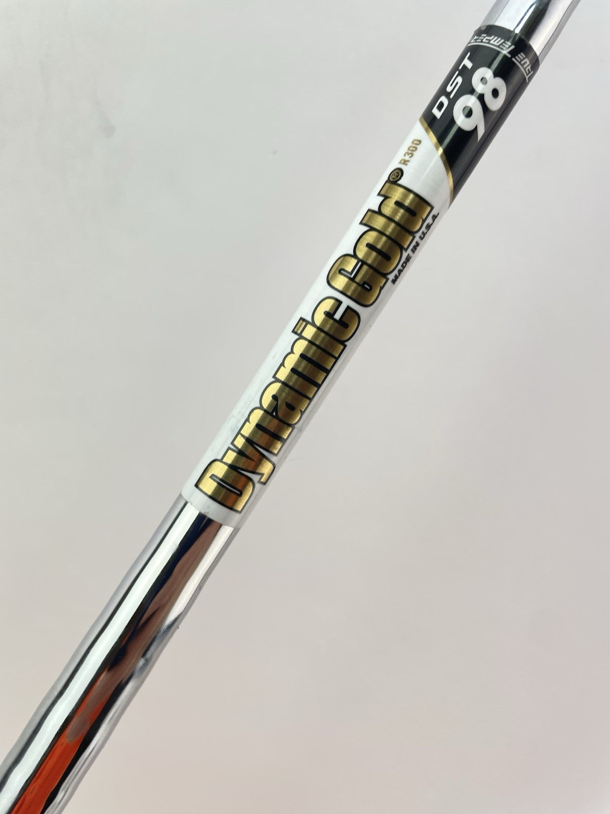 Dynamic Gold DST 98 Iron Shaft Regular Flex Steel 35.5 /0.355 Tapered /259692
