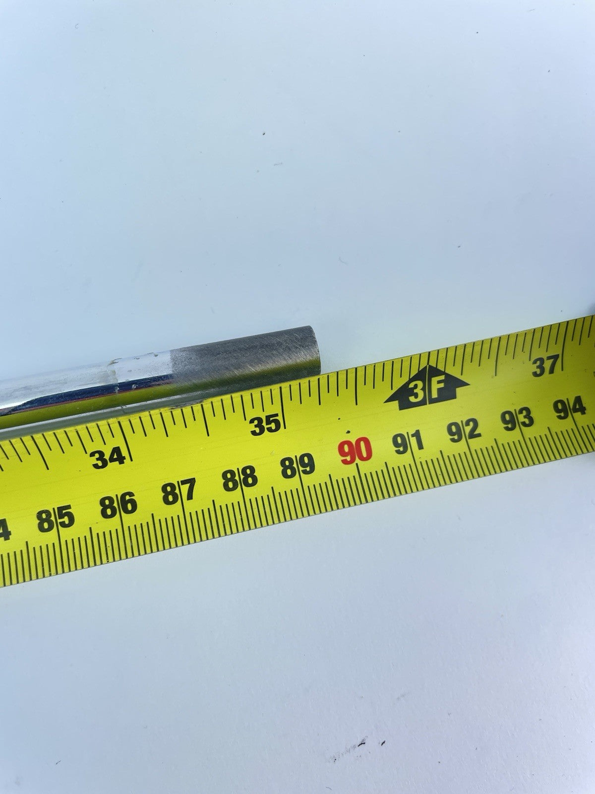 Dynamic Gold 100 Mid Iron Shaft S300 Stiff Flex Steel 35.25 /0.355 Taper /2574411