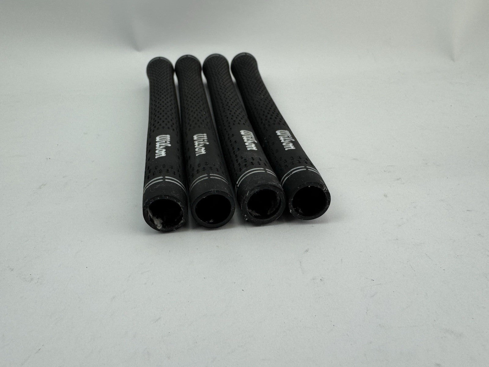 Wilson Staff Golf Grips (4) Mens Standard /Black /Pulled /297527