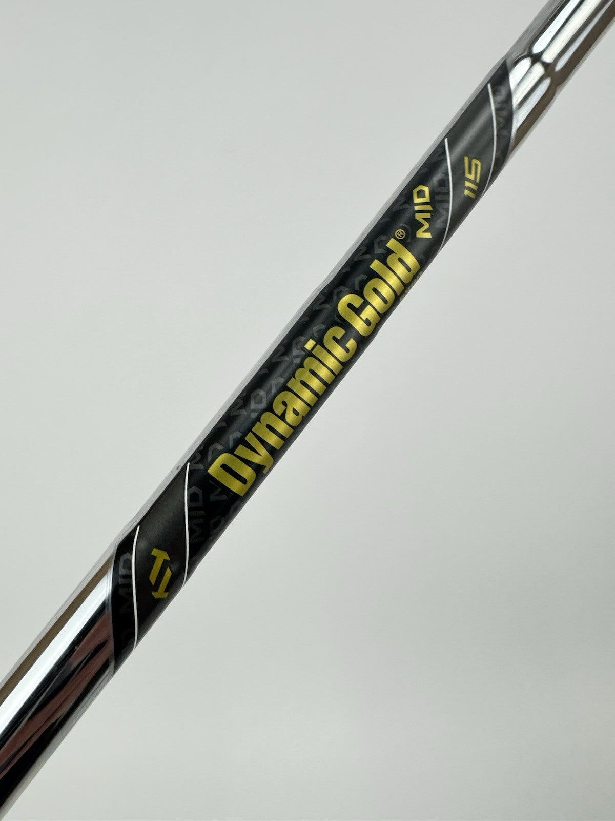 Dynamic Gold 115 Iron Shaft Mid R300 Regular Steel / 35” /0.355 Tapered /336931