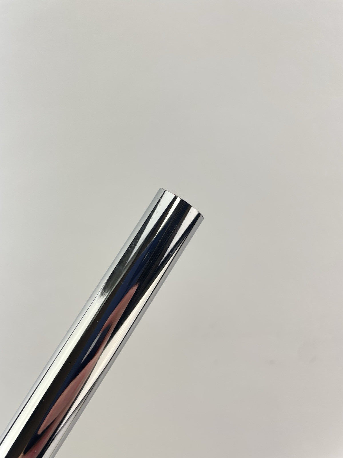 Nippon Zelos 8 Iron Shaft Regular Flex Steel 35.75 /0.355 Tapered /239199