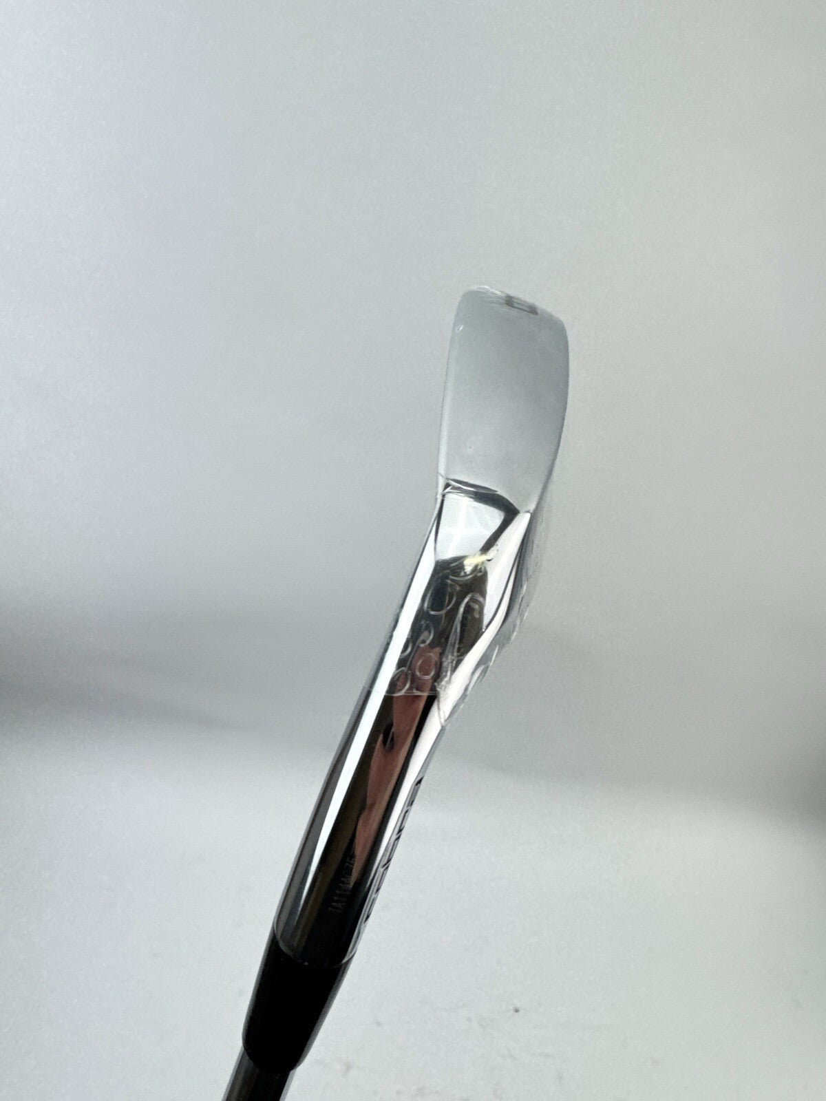 Cobra MIM Tour 8 Iron 37* KBS $-Taper 110 Regular Steel /Left Handed /222316