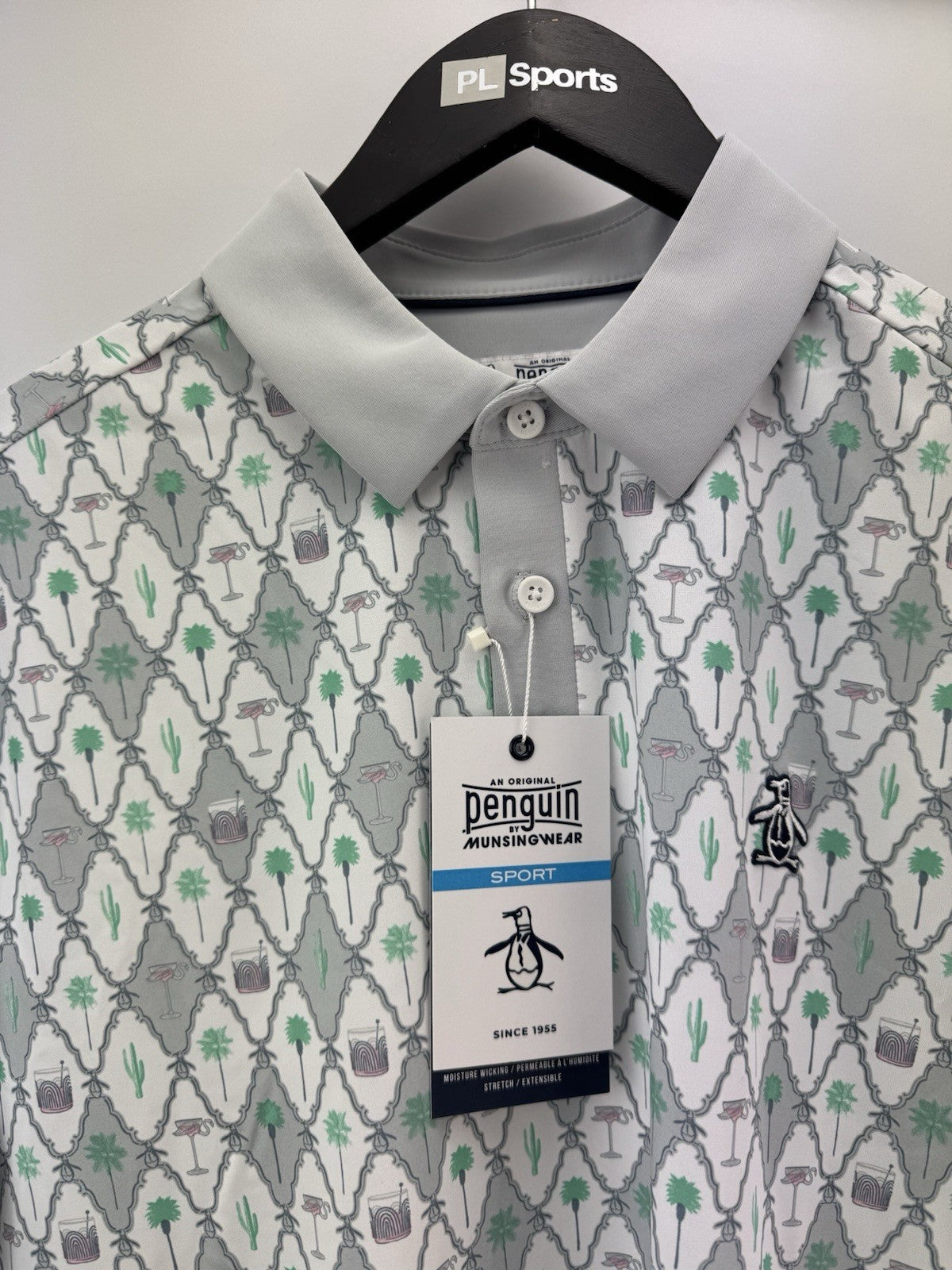 Men’s Original Penguin All Over Cocktail Print Golf Polo Size UK Small/ 311153