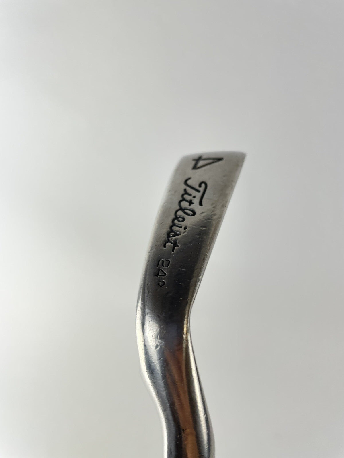 Titleist Golf 4 Iron 24* DCI Regular Flex Graphite /Right Handed /118056