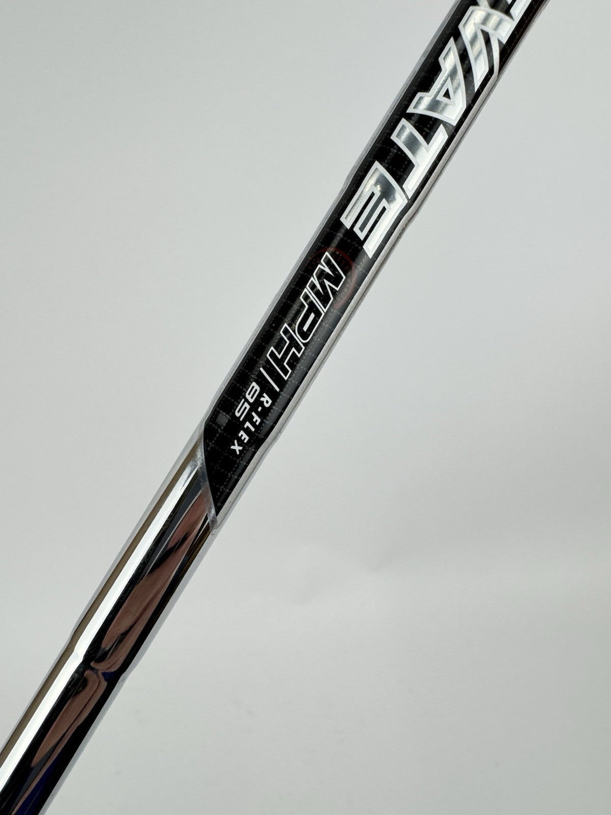 Cobra DS Adapt Gap Wedge 48* Elevate MPH 85 Regular Steel /Right/Mid Grip /3217413