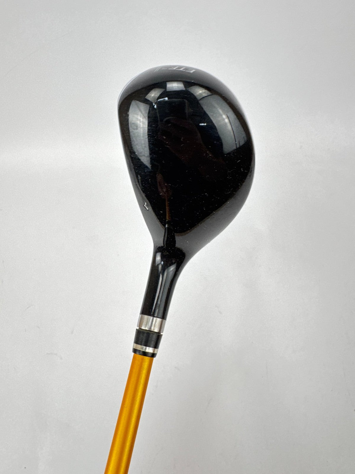 Wilson Staff DH6 3 Hybrid 19 Degree Graphite UST Proforce V2 Stiff Flex //365398