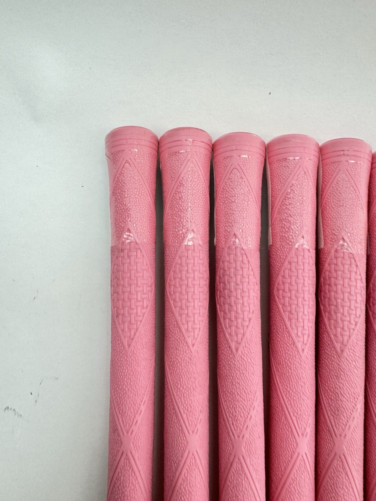 Ladies Golf Grips (8) Undersize /Pink /Brand New /213742