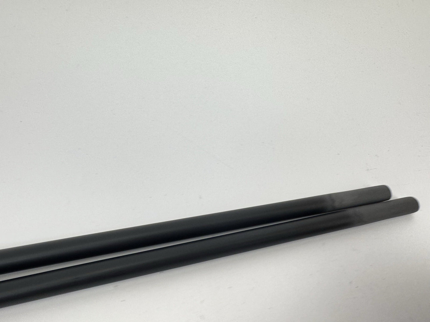 Catalyst Black Wedge Shaft Set (2) 60 5.5 Regular Graphite /0.355 Tapered /332356