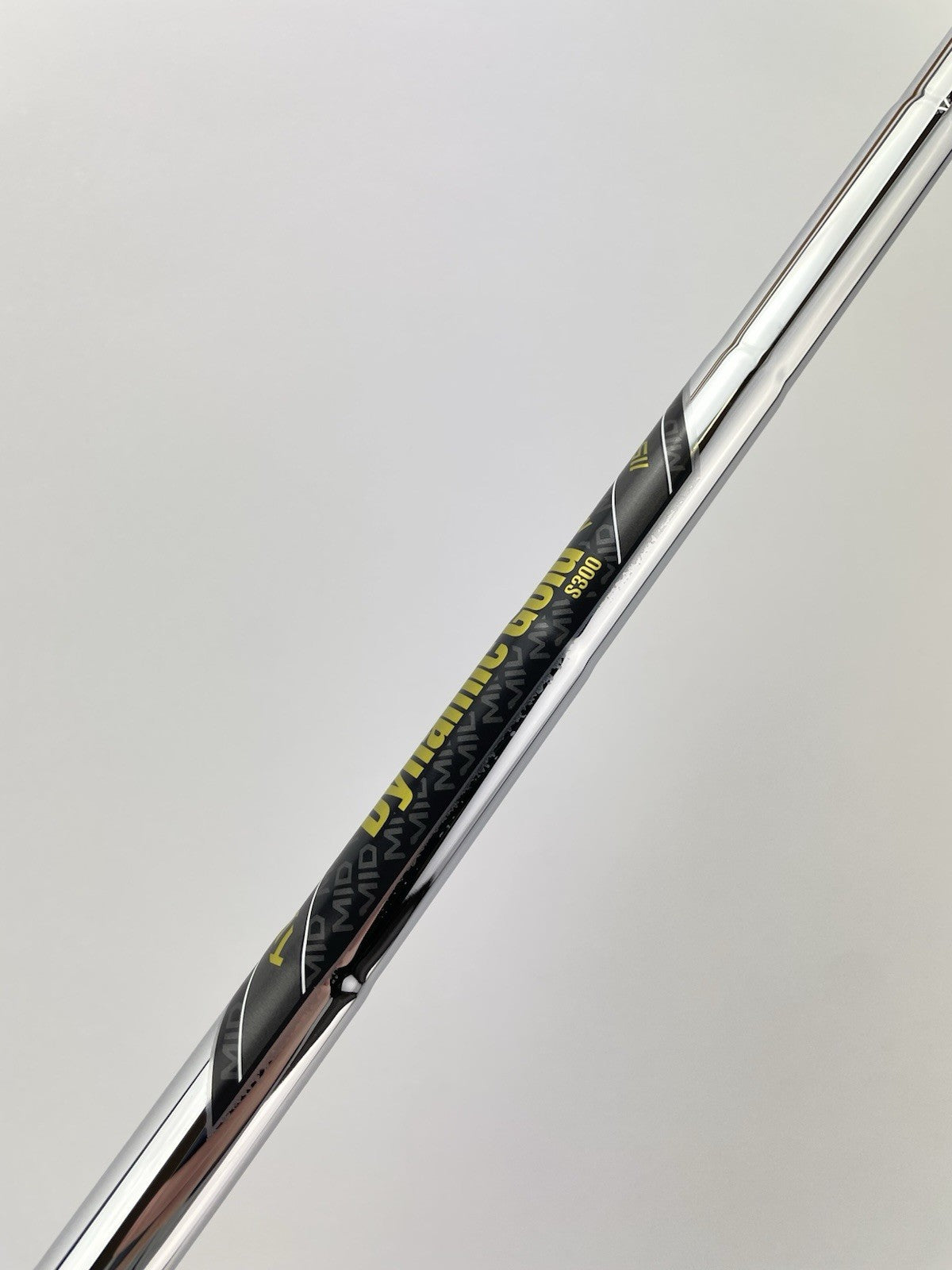 Dynamic Gold Mid Iron Shaft 115 Stiff Flex Steel 35.5” /0.355 Tapered /299738