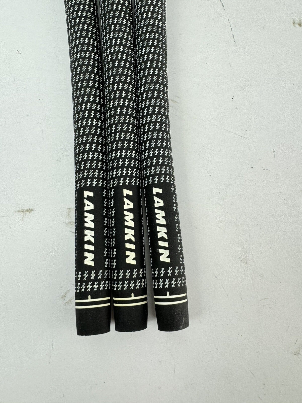 Lamkin Crossline Golf Grips (3) Men’s Standard /Arcoss Connect Compatible/334731