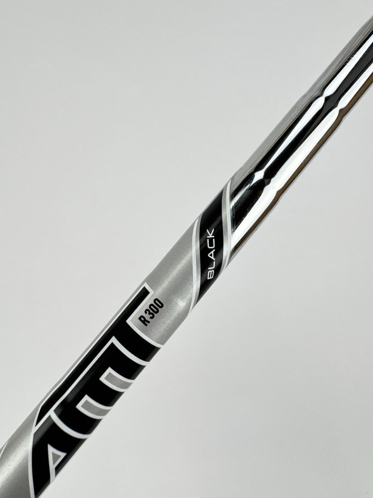True Temper AMT Black Iron Shaft R300 Regular Flex Steel 35.75” /0.355 /328176
