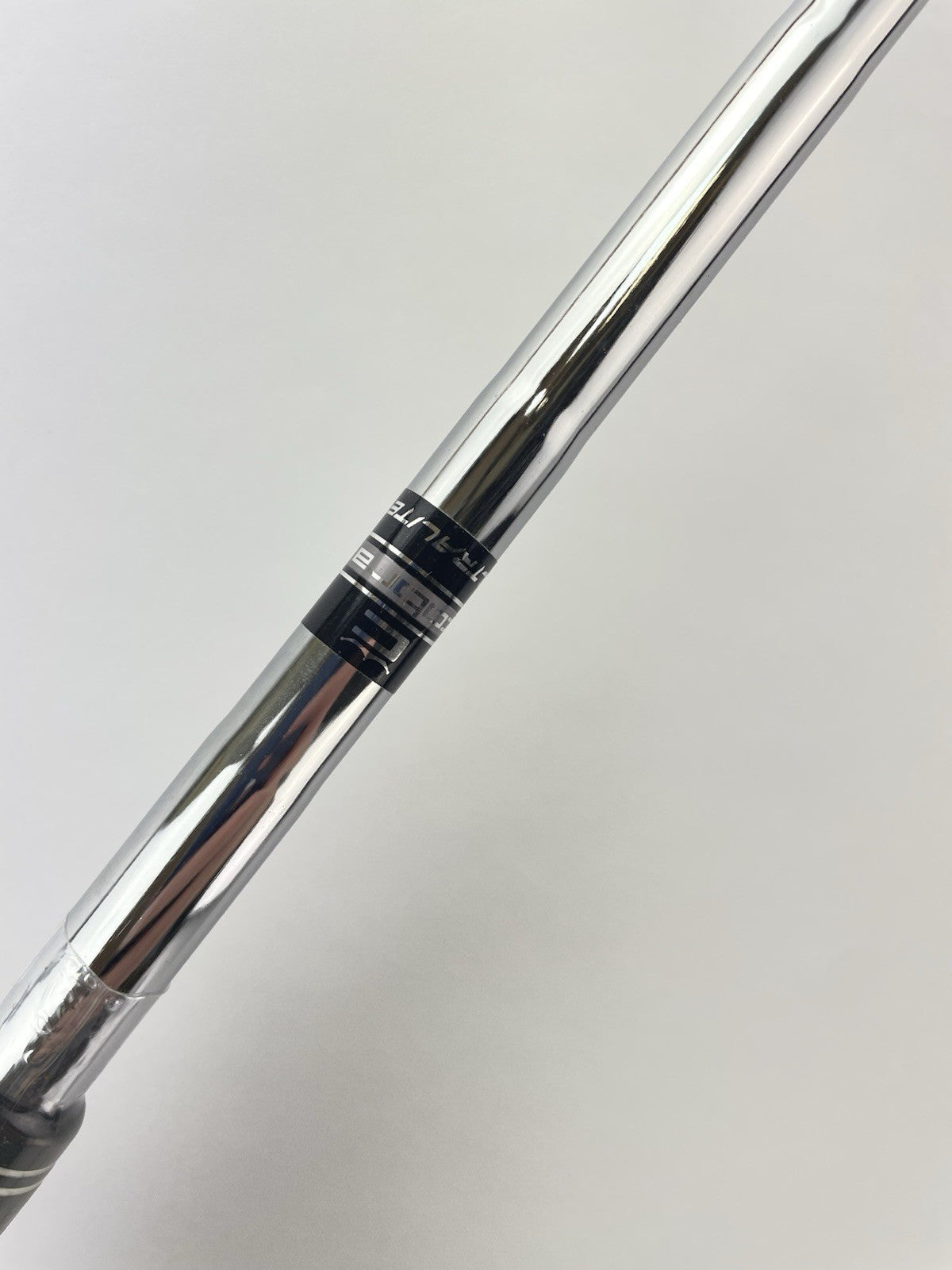 Cobra Ultralite Iron Shaft Stiff Flex Steel 35.5” /Lamkin /0.370 Parallel /277093