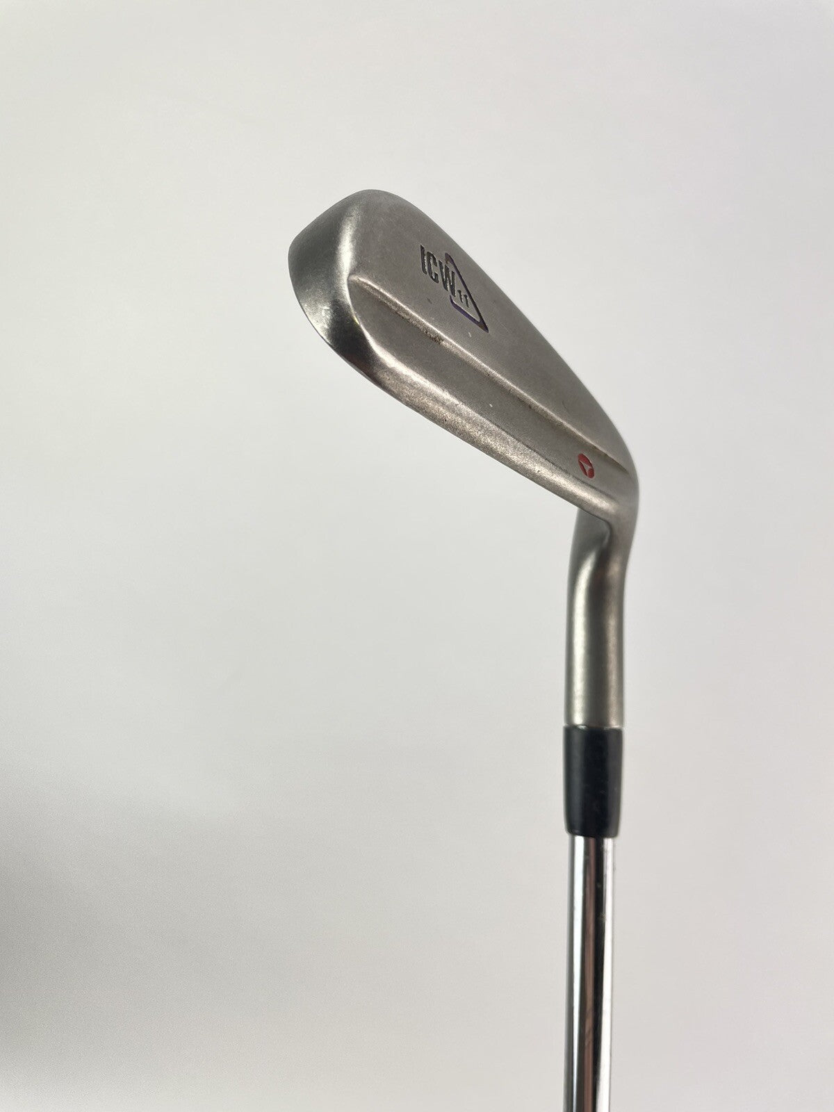 Taylormade Ladies 9 Iron ICW11 Ladies Flex Steel /Right Handed /New Grip /1916116