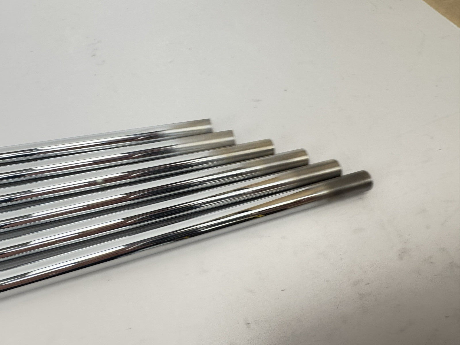 True Temper Vector Iron Shaft Set (6) 80G Regular Steel 0.370 Parallel /3515410