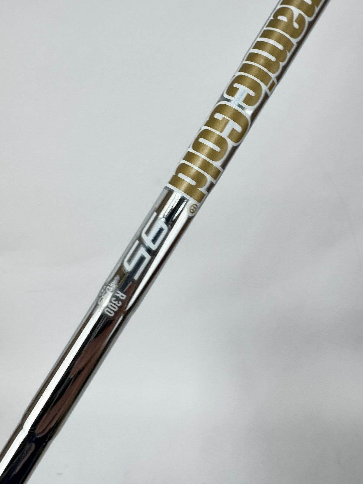 Cobra Darkspeed 5 Iron Left Handed Dynamic Gold 95 R300 Regular Steel /3515511