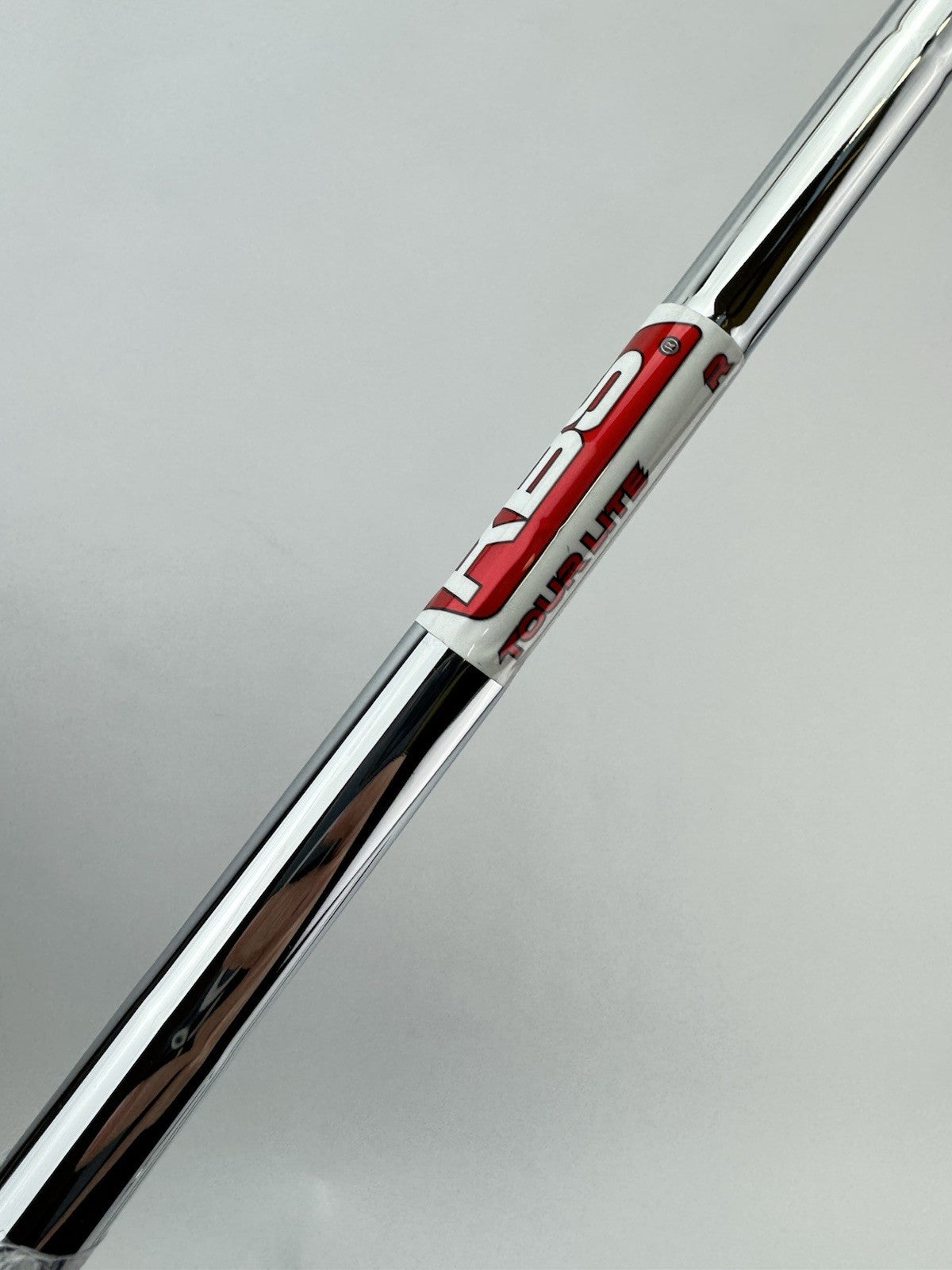 KBS Tour Lite Iron Shaft Regular Flex Steel 35.75” /0.370 Parallel Lamkin /306662