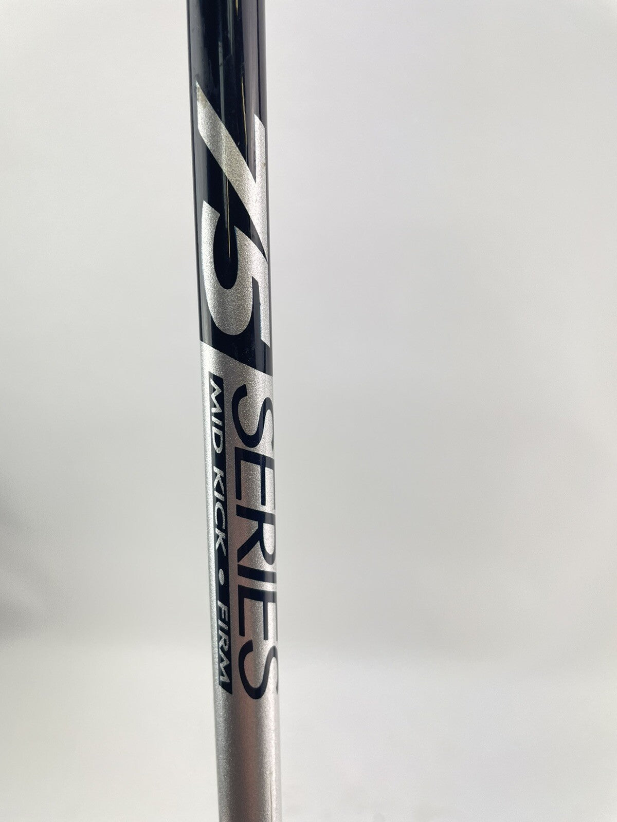 Mens Golf 3 Iron MDD Plus Firm Flex Graphite /Right Handed /New Grip /2015215