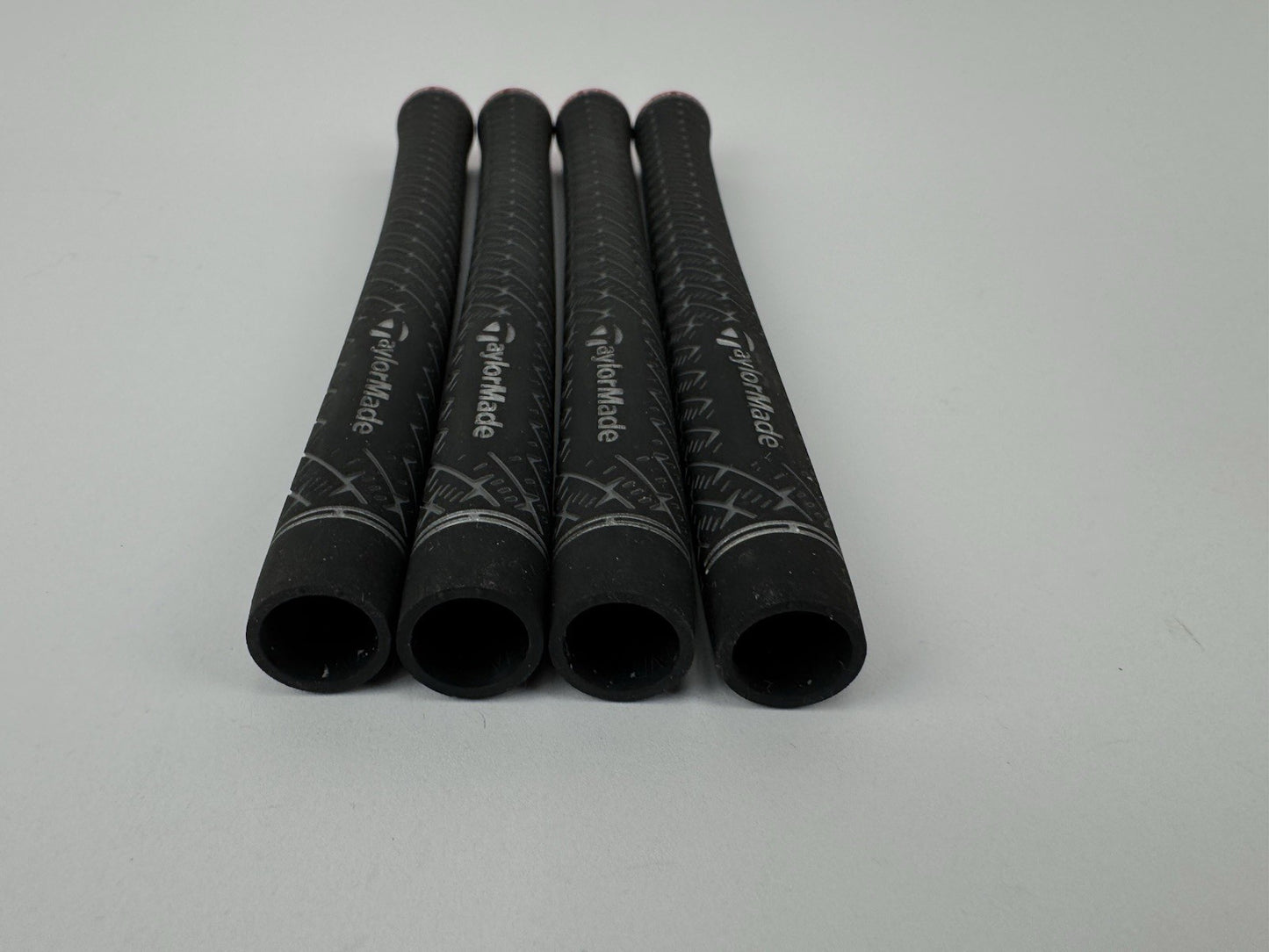 Golf Pride Z Grip Taylormade (4) Men’s Standard Grips /Grey/Red /Pulled /328428