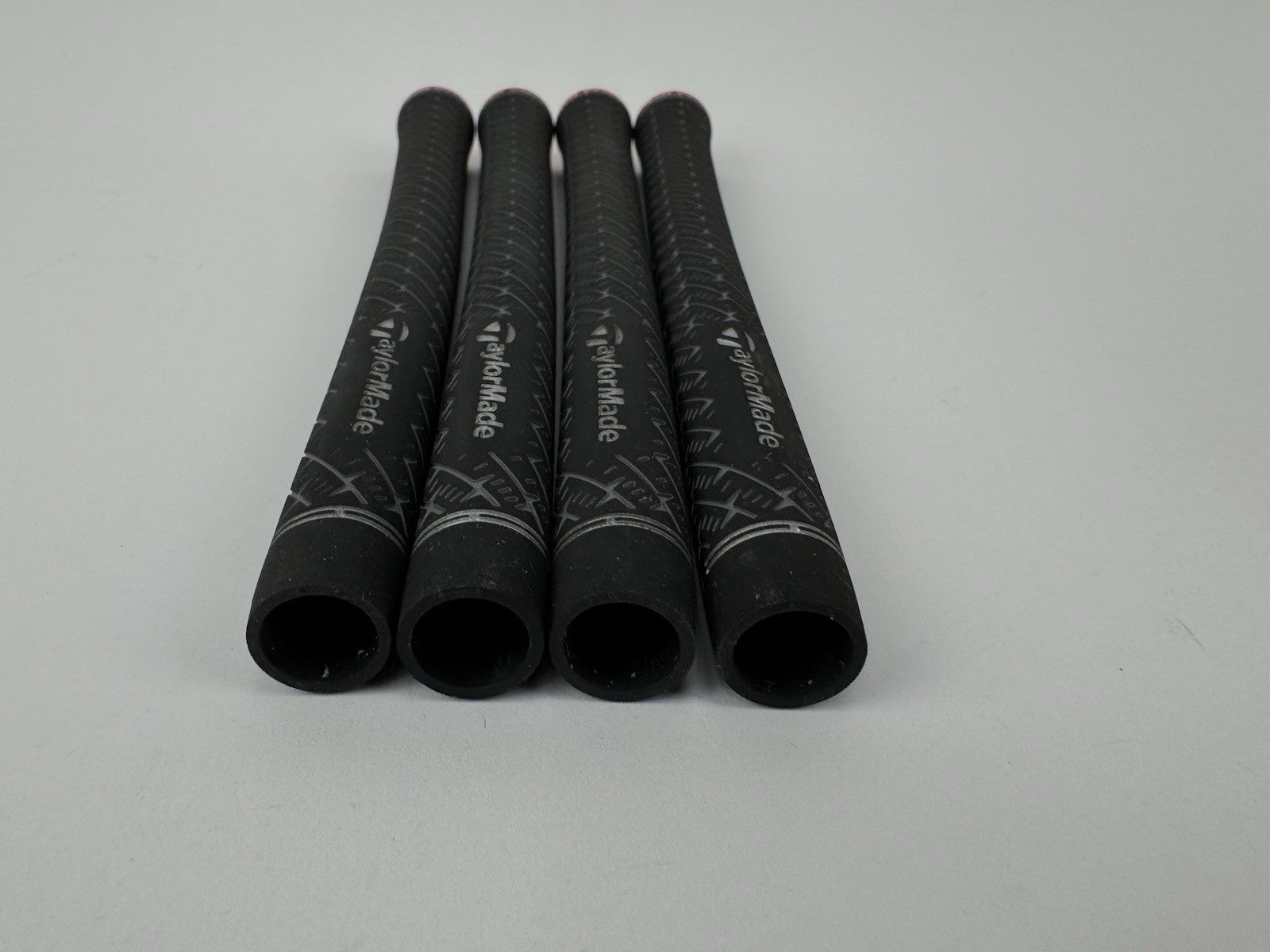 Golf Pride Z Grip Taylormade (4) Men’s Standard Grips /Grey/Red /Pulled /328428