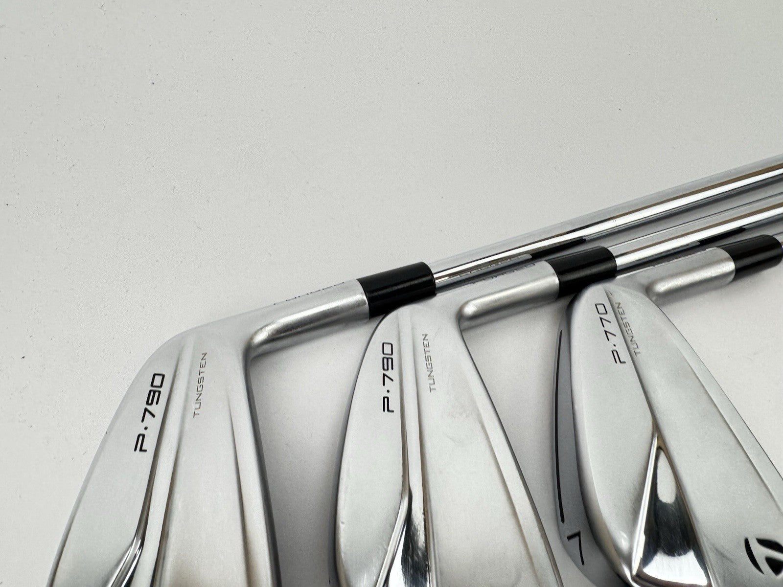 Taylormade P790/P770 Irons 5-PW Combo Modus3 Tour 120 Stiff Steel +1/2” /359255