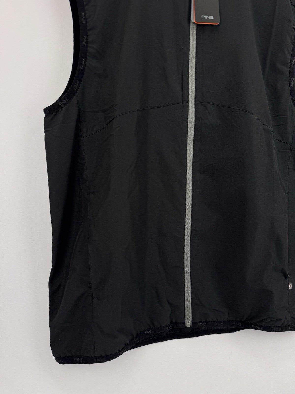PING Mens Burford Golf Vest Size UK Medium Black Lightweight /313095
