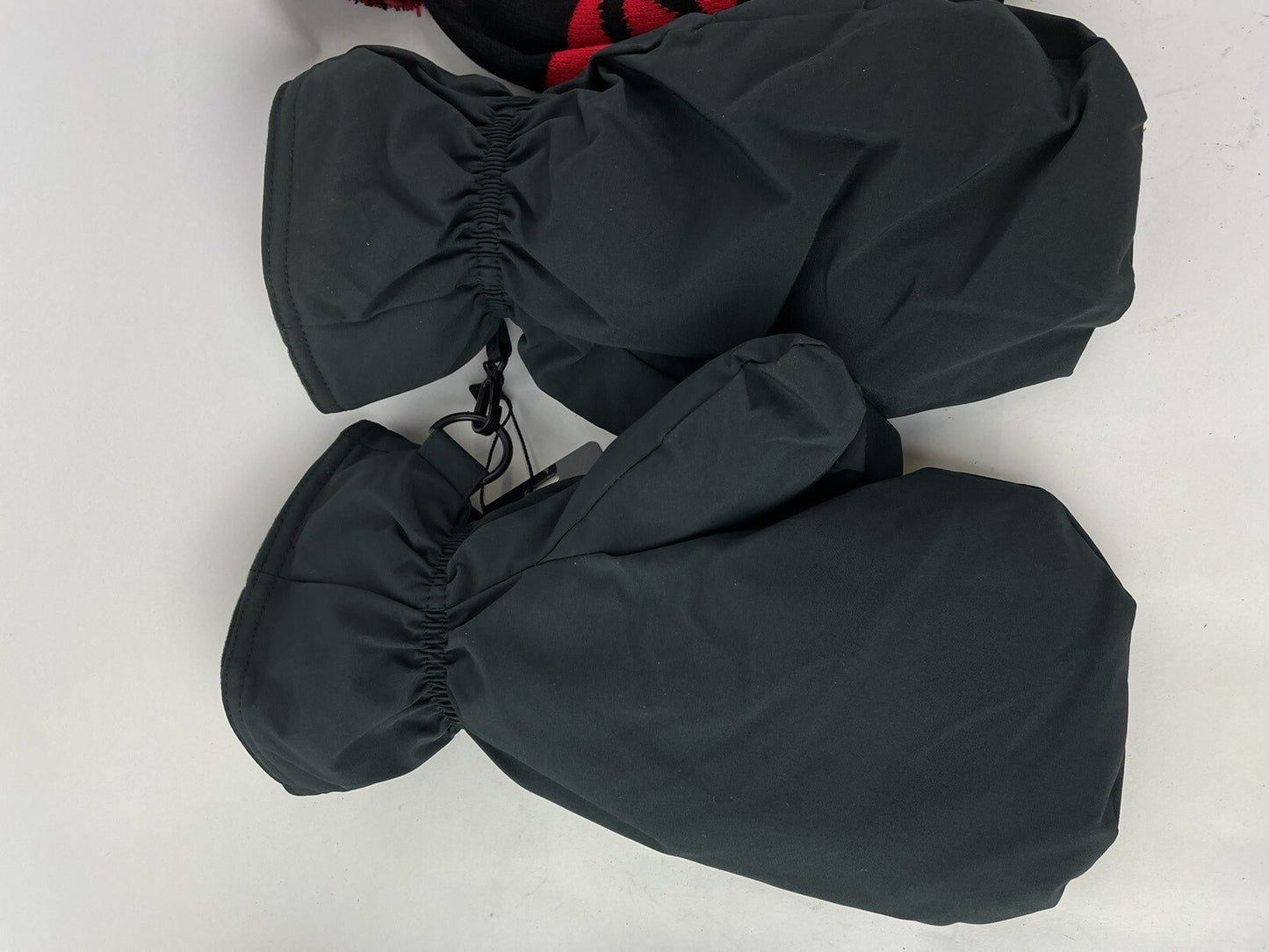 Golf Winter Gift Set Bobble Beanie & Winter Mitts /Size S/M Red/Black/New3