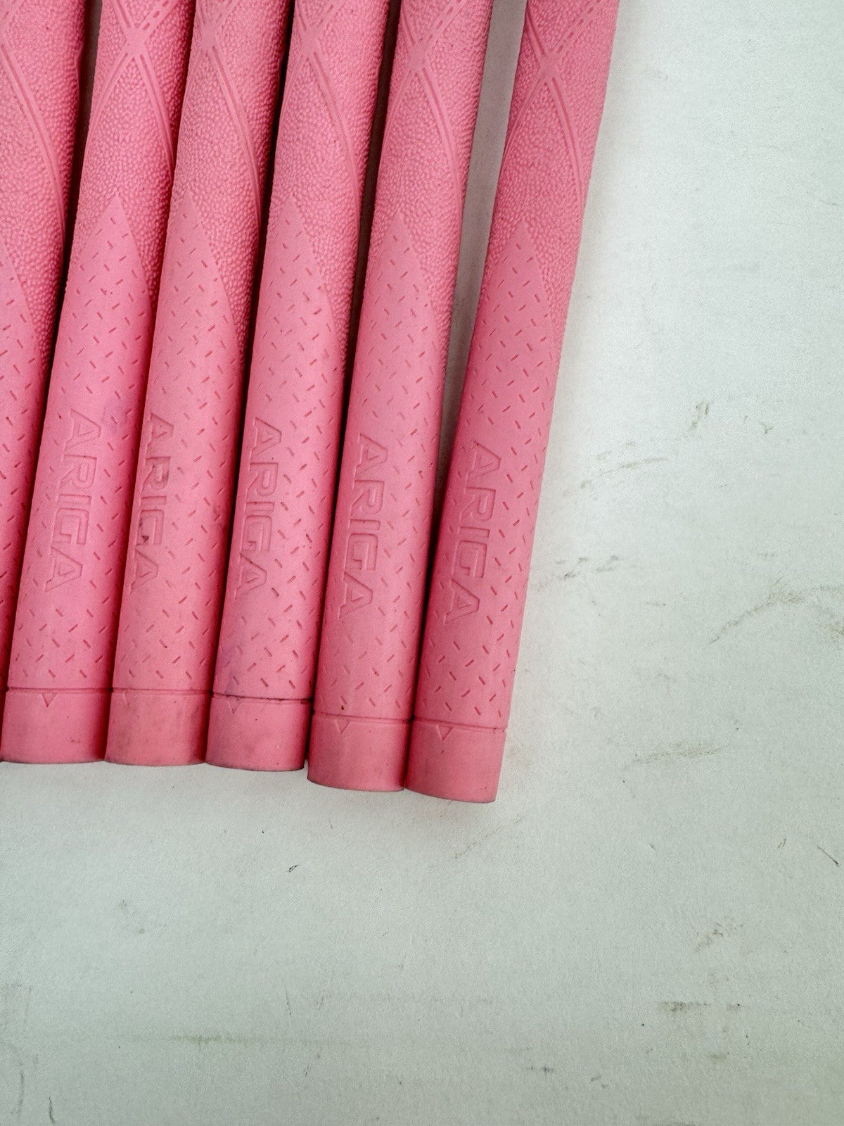 Ladies Golf Grips (8) Undersize /Pink /Brand New /213745