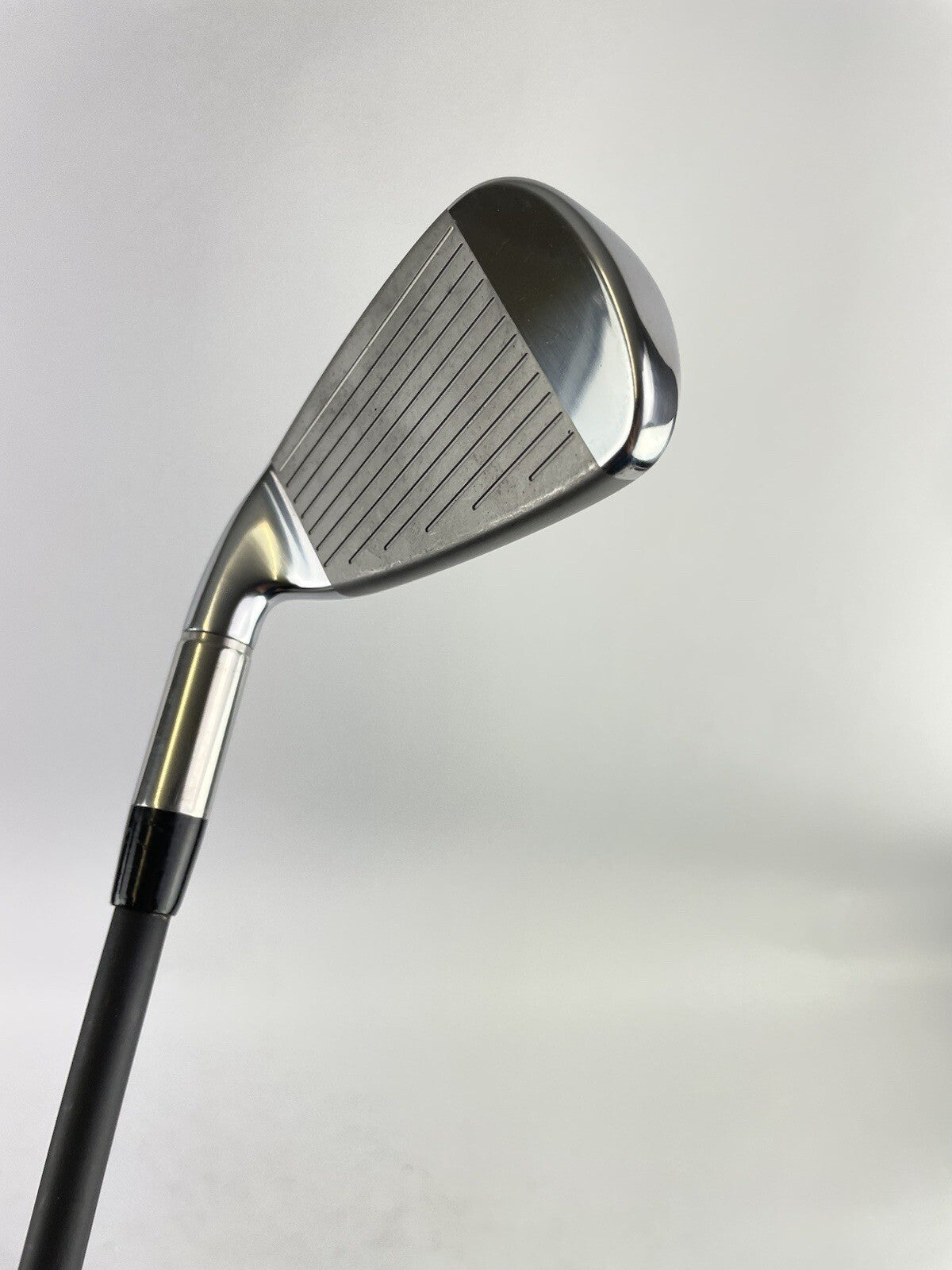 Cleveland 588MT 6 Iron Catalyst 5.5 Regular Graphite /Right /New Grip /921013