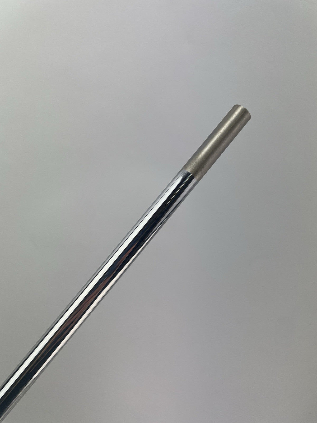 Dynamic Gold DST 98 Iron Shaft Regular Flex Steel 35.75 /0.355 /Lamkin /302543