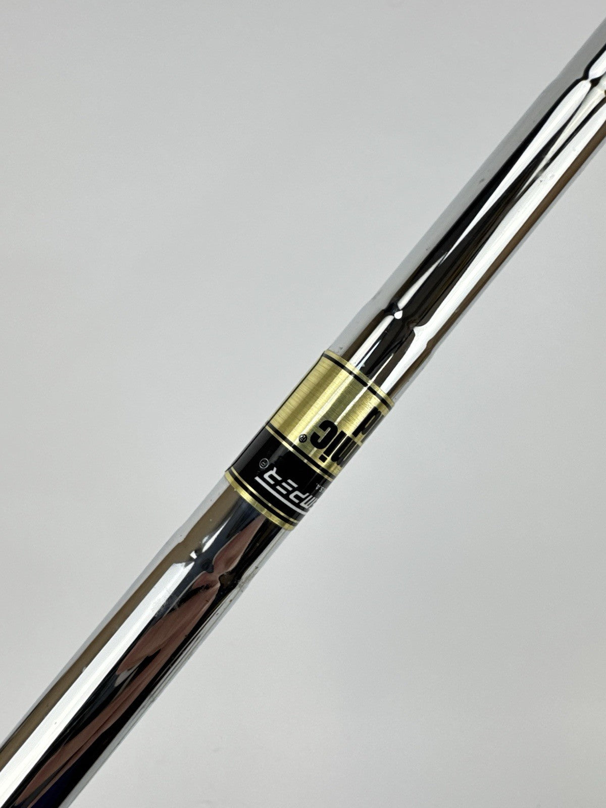 Dynamic Gold S300 Iron Shaft Stiff Flex Steel 36” /0.370 Parallel /332763