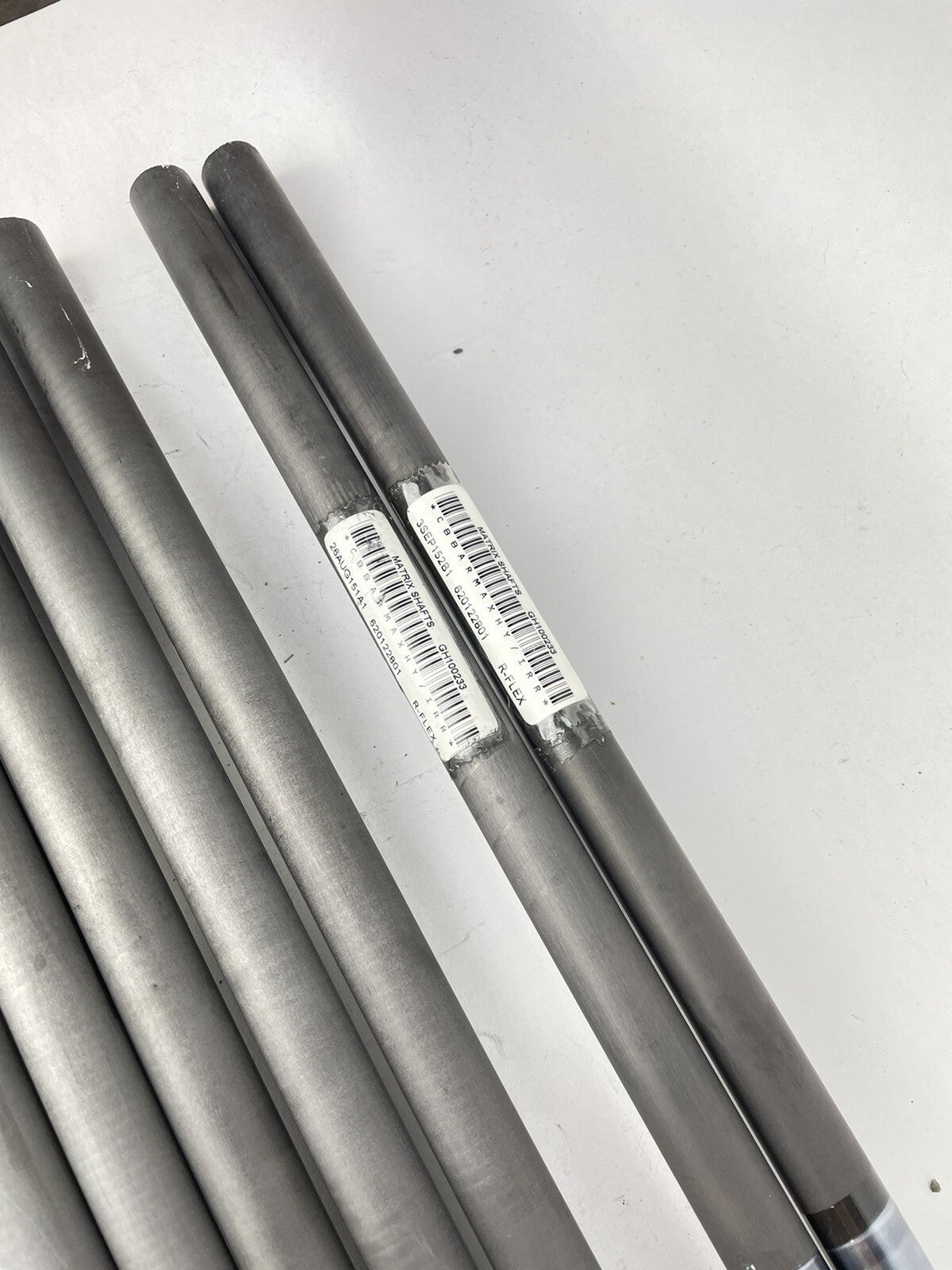 Matrix Ozik White Tie Iron Shaft Set (7) X4 58R Regular Graphite 42”/0.370/138438
