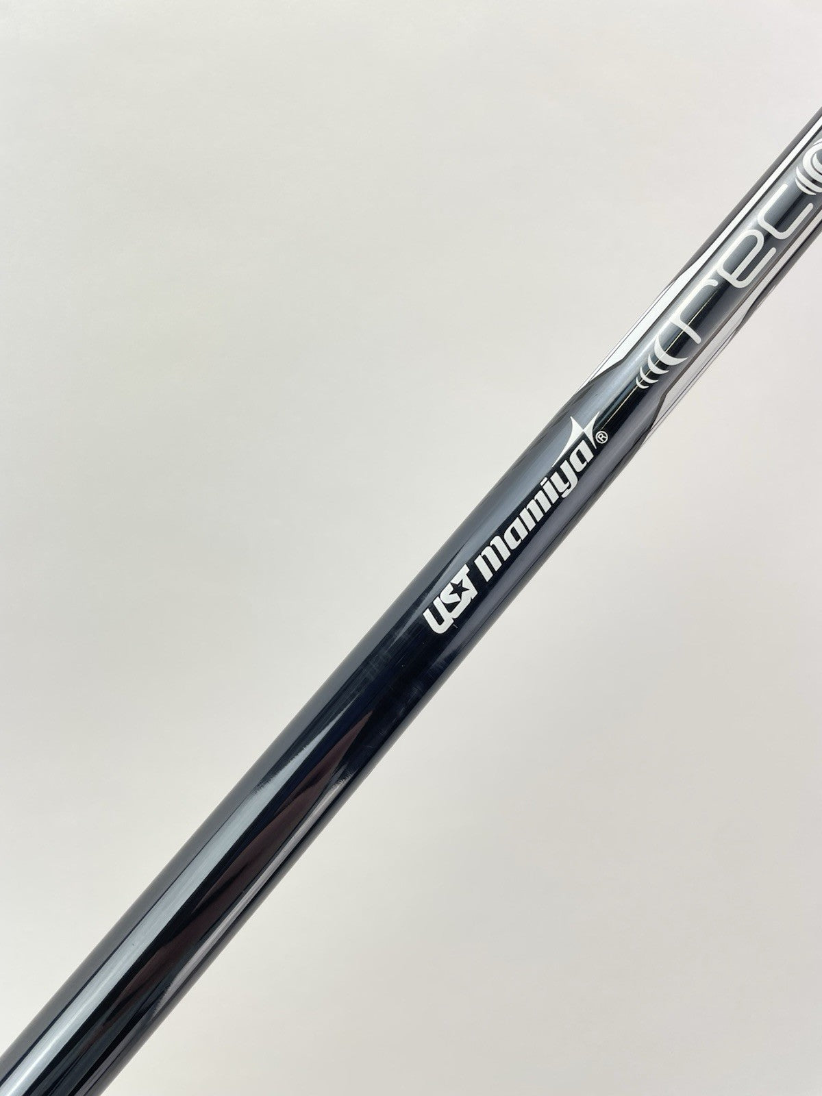 UST Recoil Dart Iron Shaft 65 F2 Senior Flex Graphite 35.75”/0.355 Tapered/287091