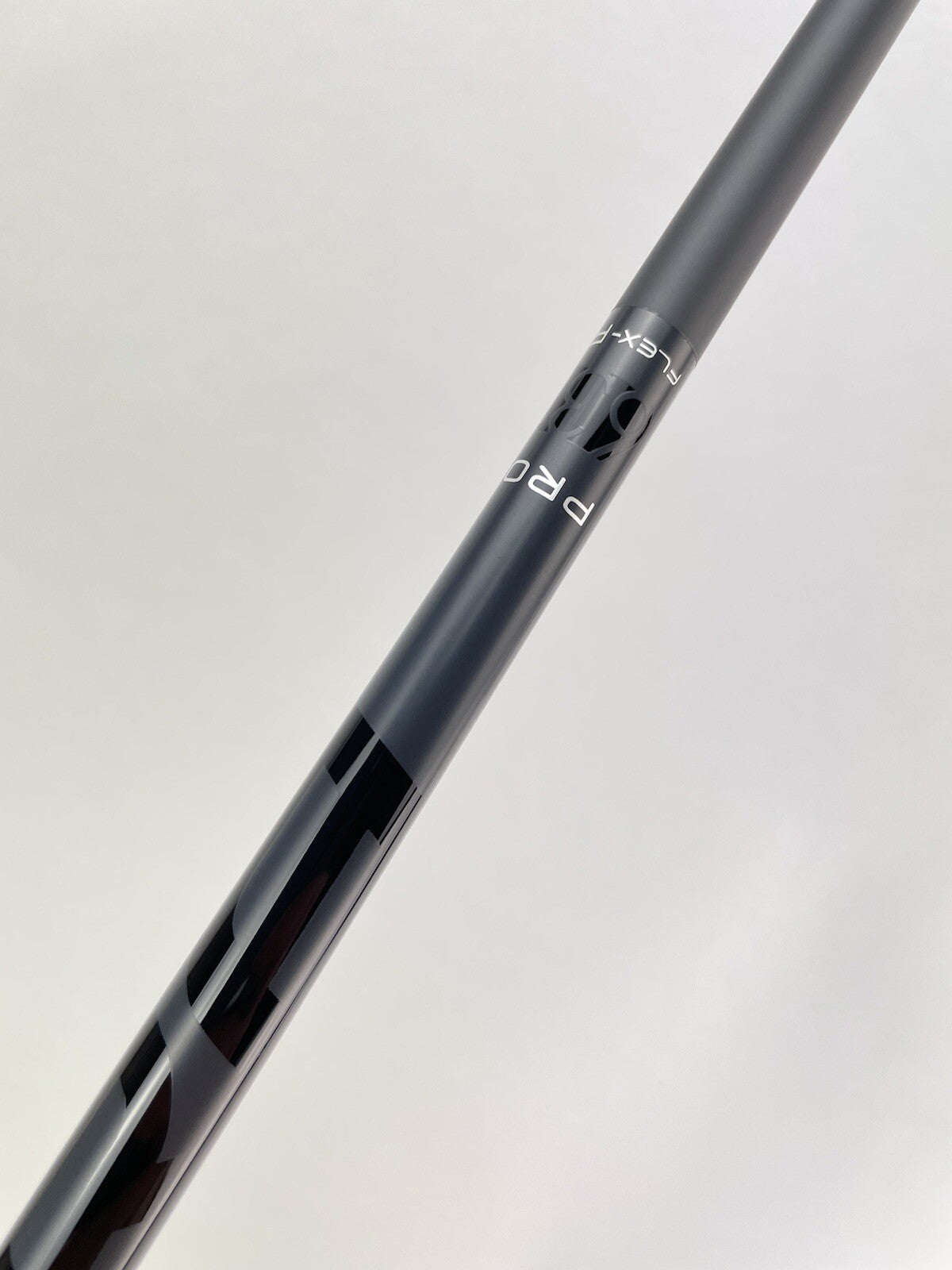 Fujikura Pro Iron Shaft 63i Regular Flex Graphite /0.370 Parallel /42”/New Uncut6