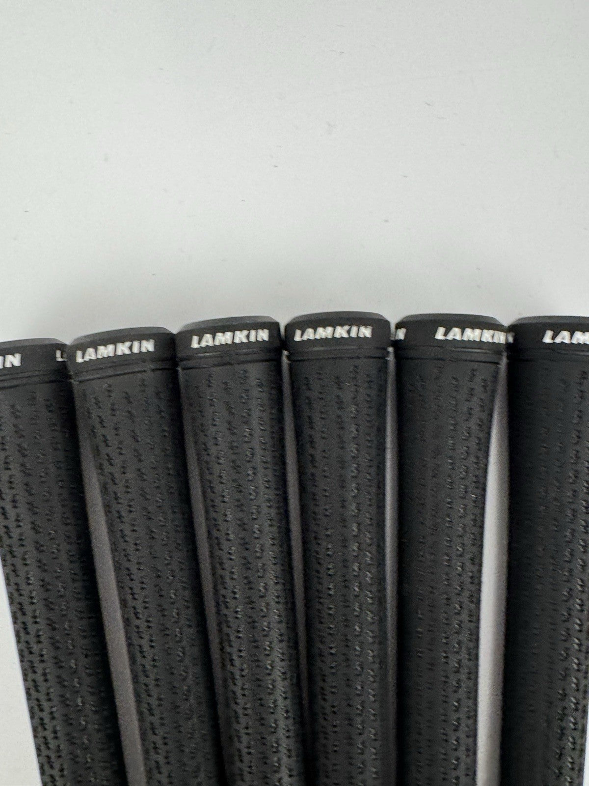 Lamkin Crossline 360 Golf Grips (6) Mens Standard /Black/White /Pulled /313643
