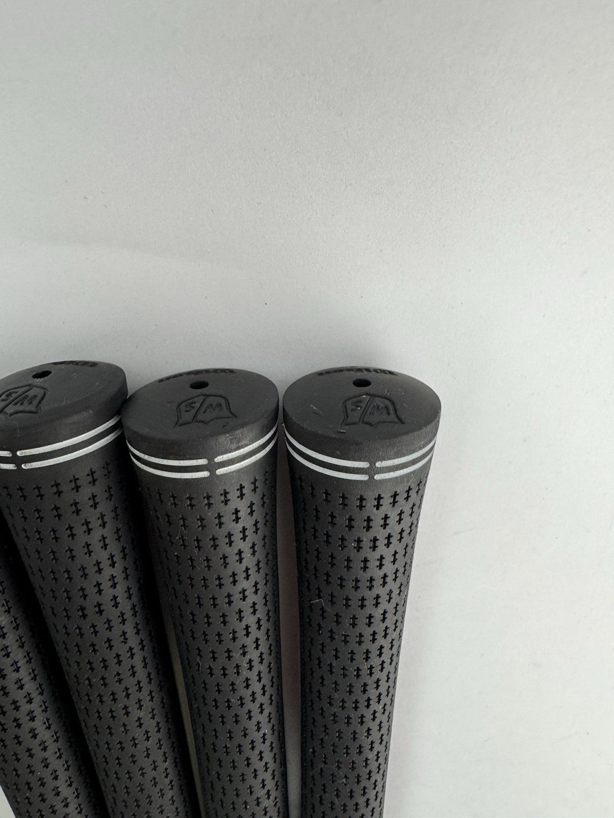 Wilson Staff Golf Grips (4) Mens Standard /Black /Pulled /297525