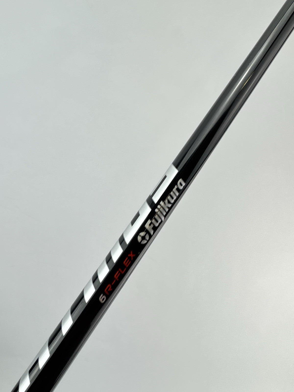 Fujikura Atmos Iron Shaft Regular Flex Graphite 36” /0.355 Tapered /305947