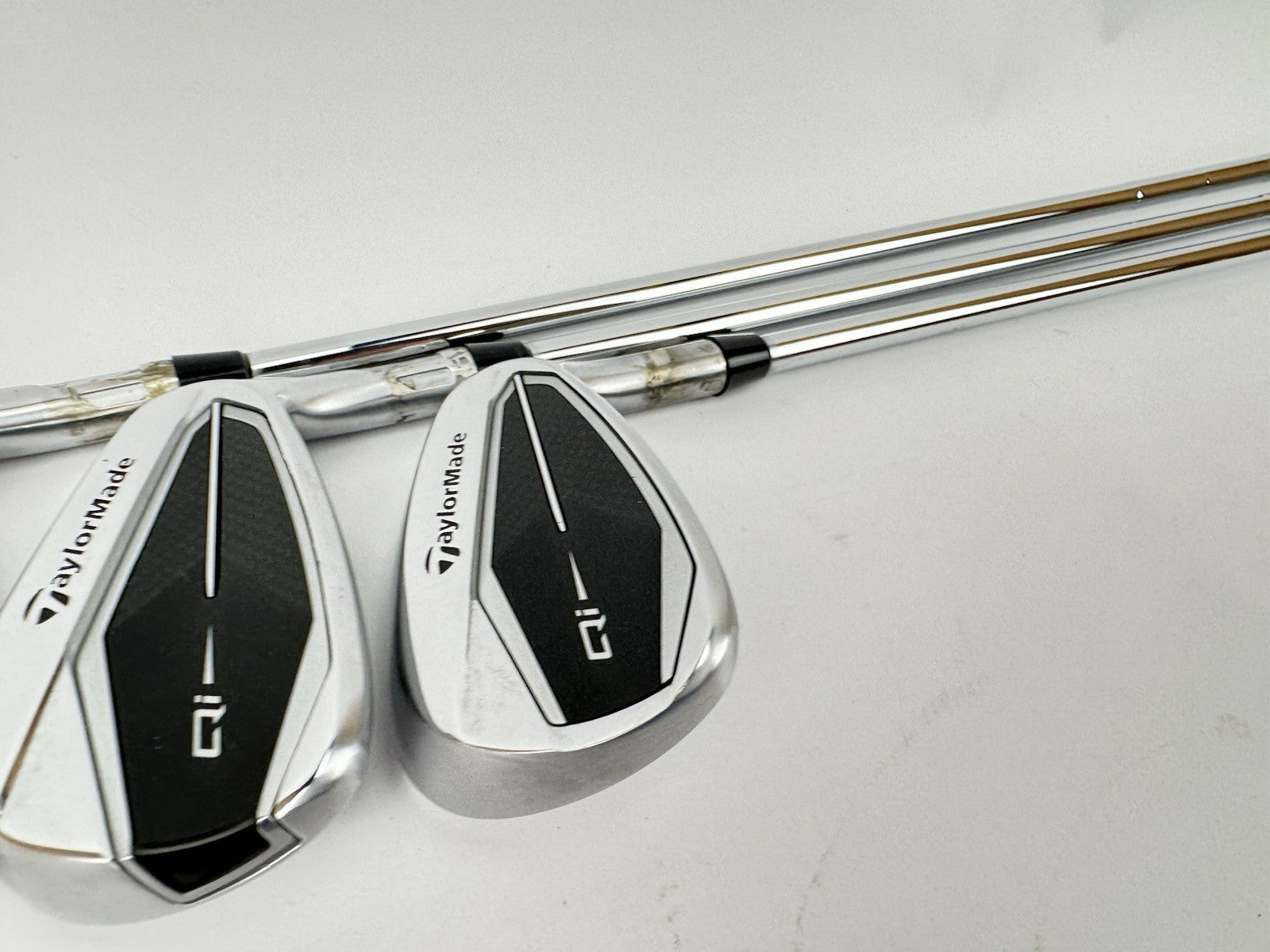 Taylormade Qi10 Irons 6,8+PW DG 95 R300 Regular Steel /Right /New Shafts /321823