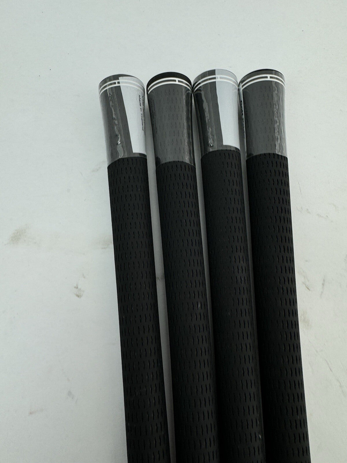 Golf Pride Tour Velvet Golf Grips (4) Black /60R /Mens Standard /New /195883