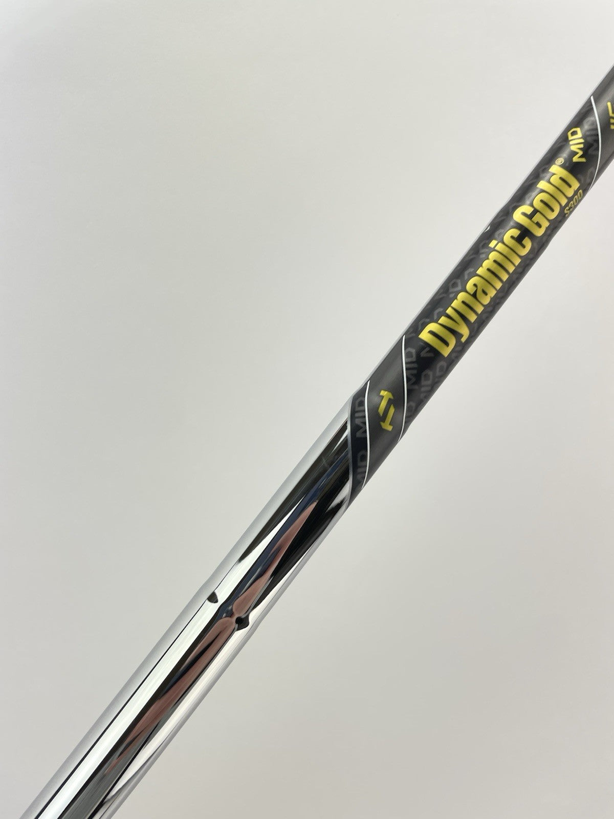 Dynamic Gold Mid Iron Shaft 115 Stiff Flex Steel 35.5” /0.355 Tapered /299732